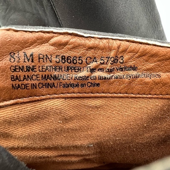 BP Lance Black Leather Block Heel Ankle Boots Size 8 1/2 Women's - Picture 4 of 9